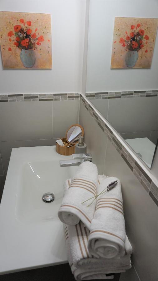 B&B Oasis Des Lavandes - Chambre Coqueliot 阿维尼翁新城 外观 照片